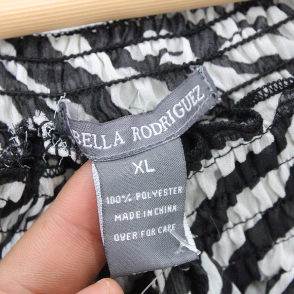 Isabella Rodriguez Blouse Top Women Animal Print Lightweight Short Sleeve XL NWT - Picture 6 of 10